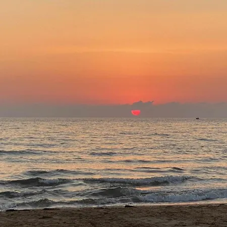 Feriehus Mediterranean Sunset Punta Braccetto